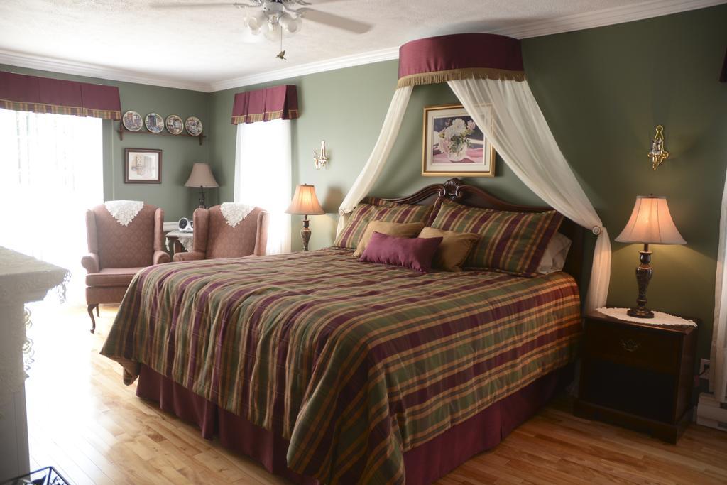 Cote'S Bed & Breakfast Grand Falls Exterior foto